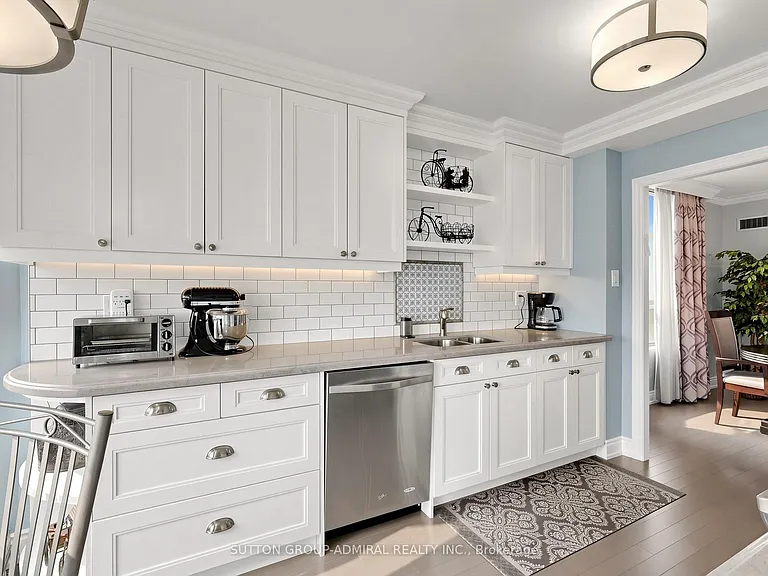 7460 Bathurst St #507 — Photo 7