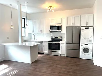 Rented by Starts New York Realty LLC