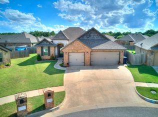 11736 SW 25th Ct, Yukon, OK 73099