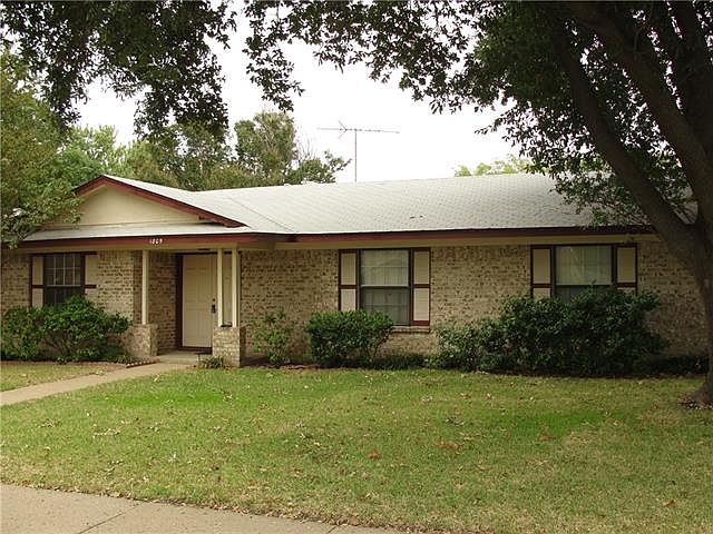 1st image of 1805 San Antonio Dr