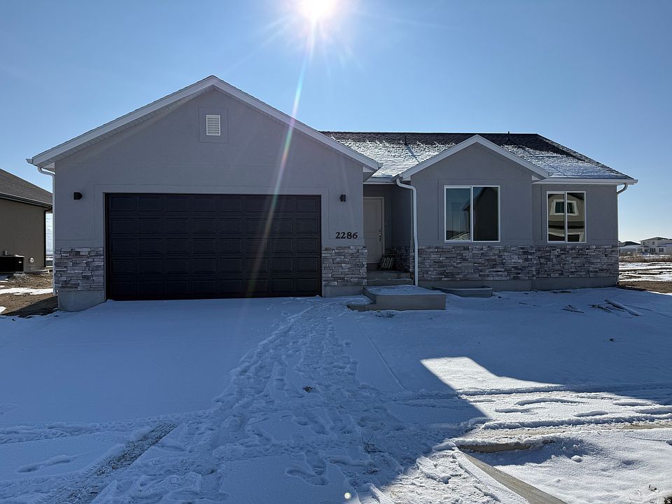 1st image of 2282 E Yellow Blossom St #483