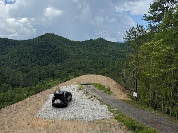 275 Overlook Ridge Rd #57/6, Bryson City, NC 28713