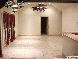 4th image of 200 Rosewood Dr