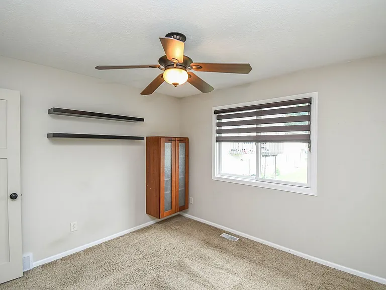 3436 W 84th Pl — Photo 31