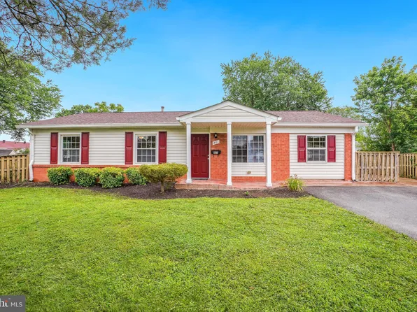 801 S Filbert Ct, Sterling, VA 20164