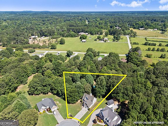 3rd image of 4523 Lafayette Ln