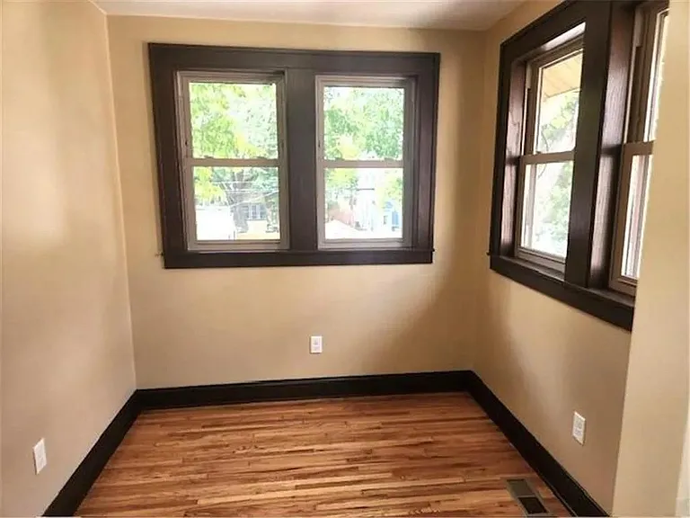 3020 Grand Ave S — Photo 13