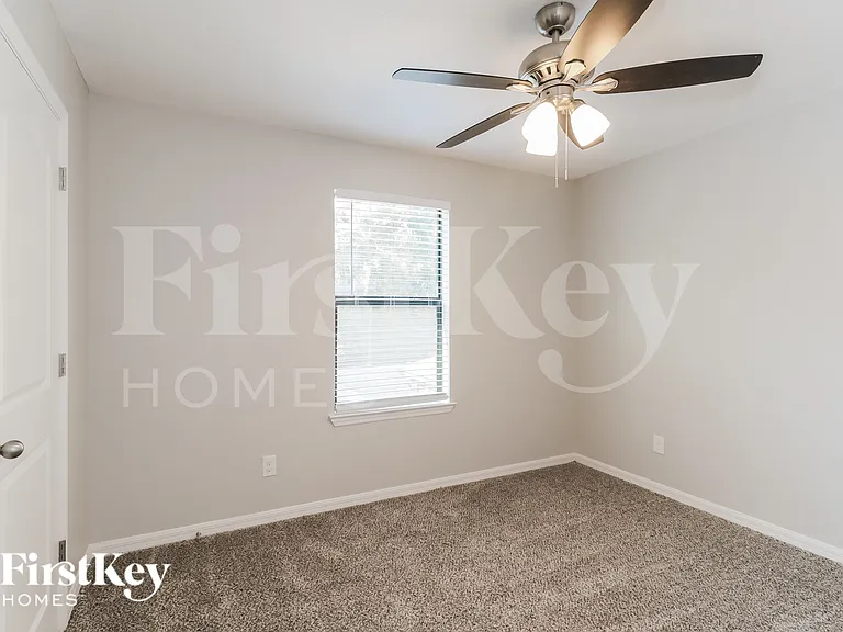 6218 Manitoba Dr — Photo 15