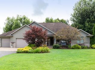 4272 Rose Haven Ct, Green Bay, WI 54313