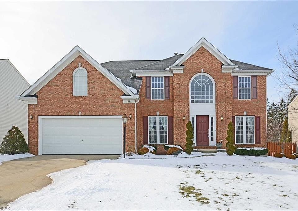 1st image of 86 Clearwater Dr