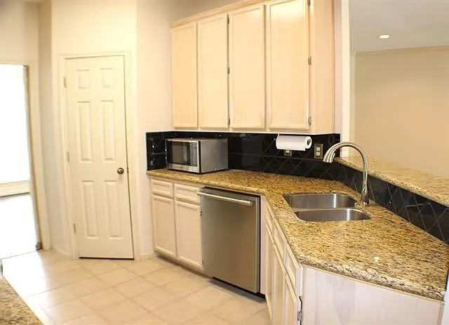 7745 Pecan Dr — Photo 10
