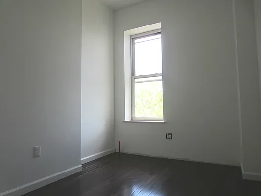 Rented by Bold New York | media 4