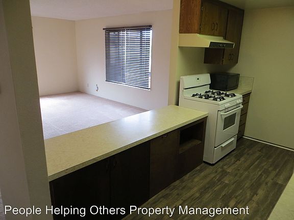 2nd image of 1345 Grand Ave #B