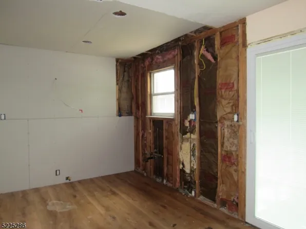 98 Bon Aire Circle Unit V10 #10, Suffern, NJ 10901