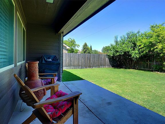 5th image of 12021 Rustling Oaks Dr