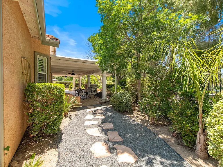 32514 Hupa Dr — Photo 53
