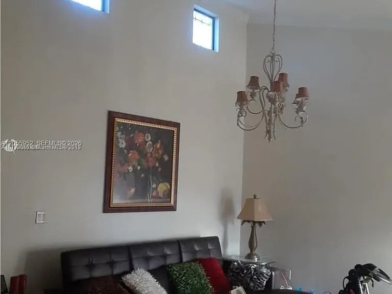 6227 SW 132nd Pl — Photo 5