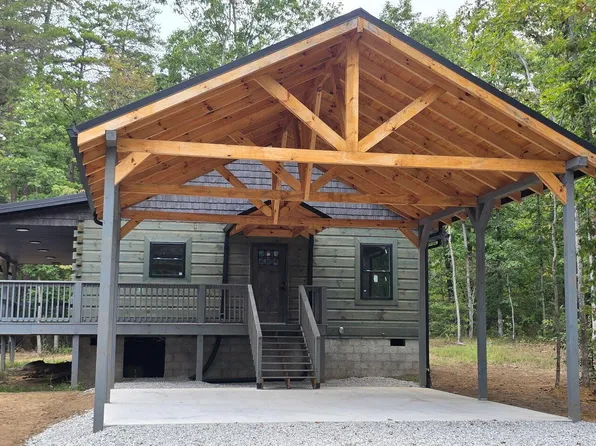 376 Lake Shore Dr, Monterey, TN 38574