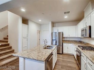 93 Alamere Falls Dr, Las Vegas, NV 89138