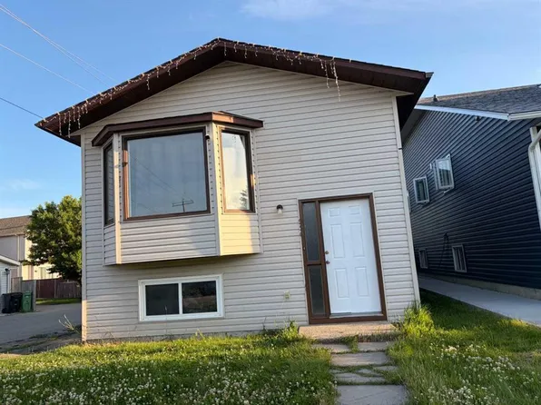 250 N Falmere Way NE, Calgary, AB T3J 2X6