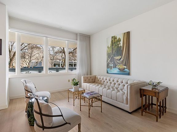 5th image of 10 Crystal Springs Rd Unit 1202