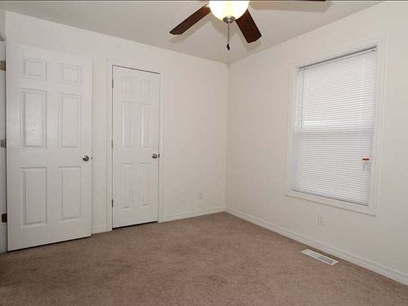 5th image of 913 Kramer Ct #913