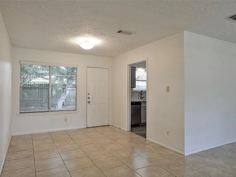 14119 Bella Dr — Photo 11
