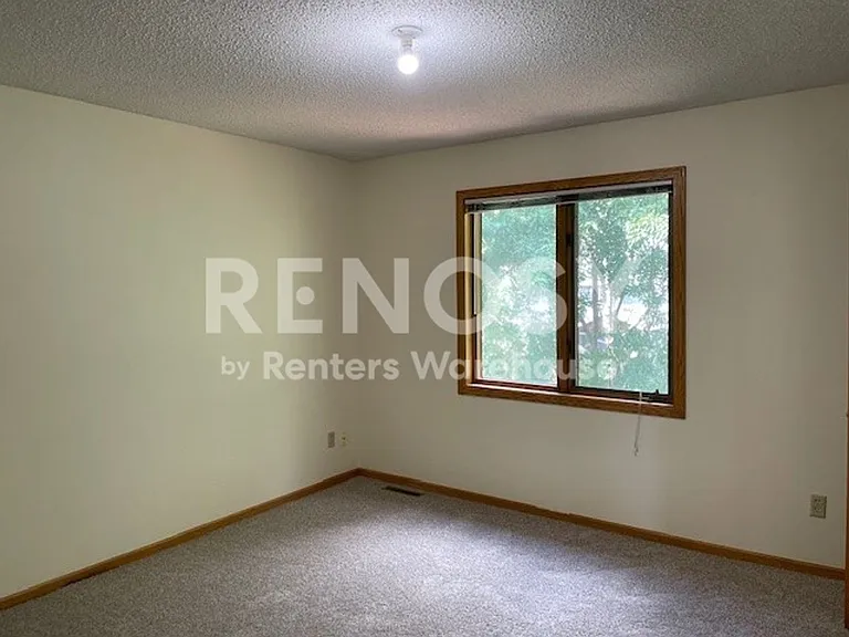 9142 Cambridge Alcove — Photo 12