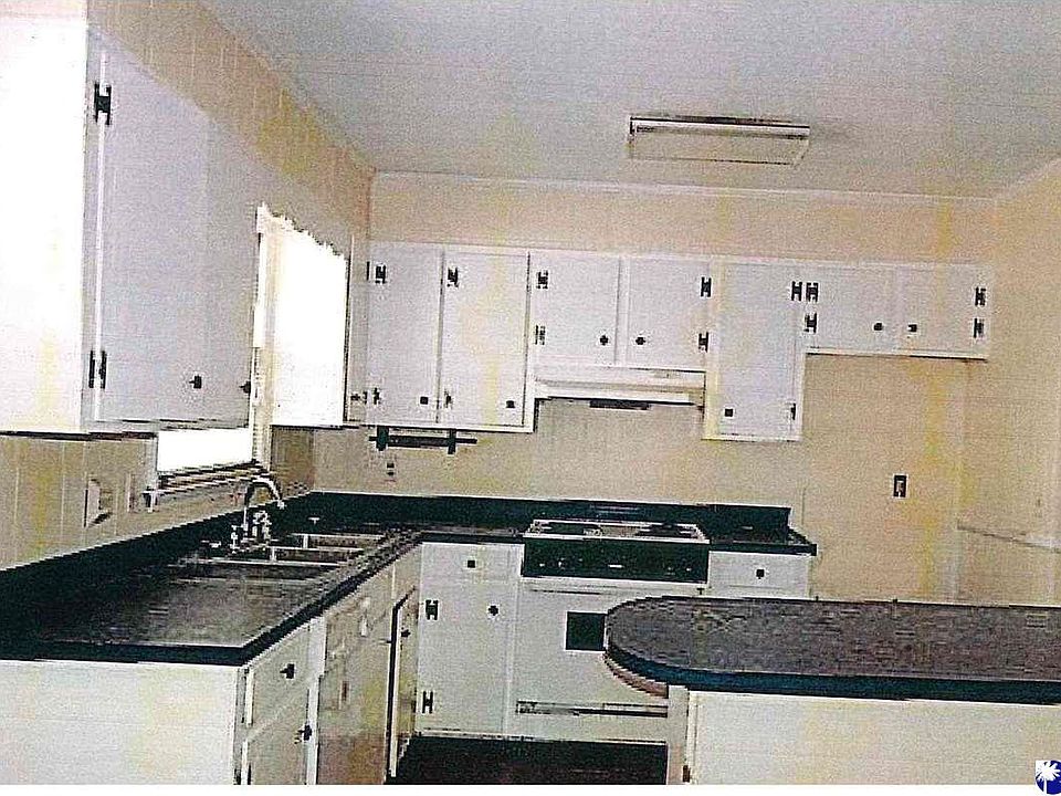 2nd image of 3407 McKenzie Rd