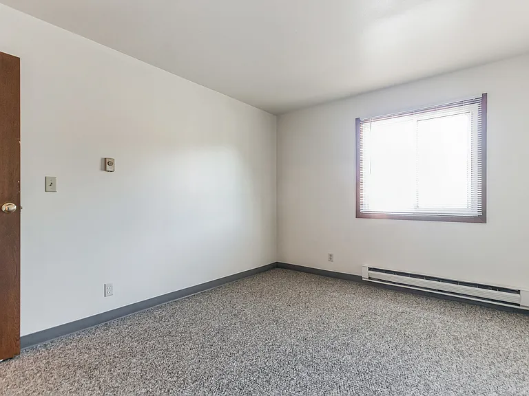 155 N Hyer Ln — Photo 12