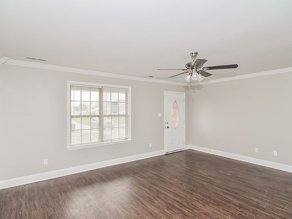 2nd image of 27569 Grant Dr