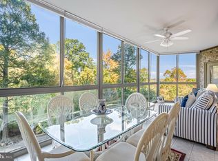 Riverview At Lansdowne Woods, Lansdowne, VA 20176
