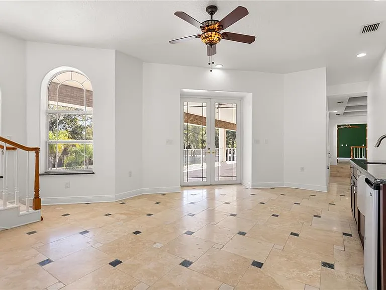 1501 Lake Markham Rd — Photo 80