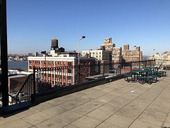 5th image of 304 W 92nd St APT 4J
