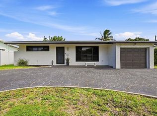 8370 NW 26th Place, Sunrise, FL 33322
