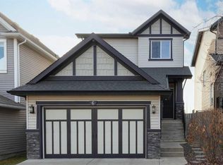 6 N Heritage Vw, Cochrane, AB T4C 0E4