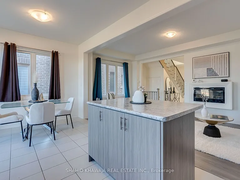 62 Holcomb Ter — Photo 11