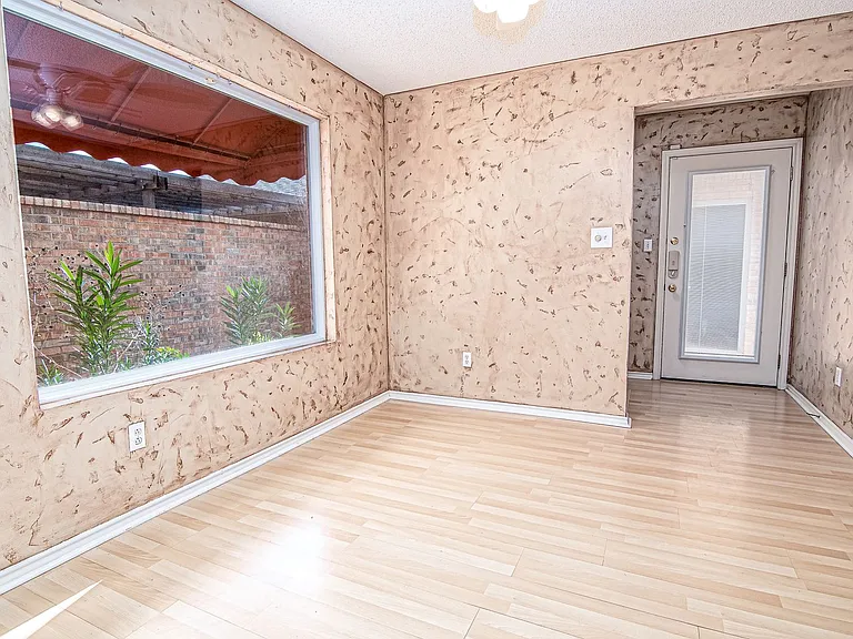 3527 Boyd Ave — Photo 7