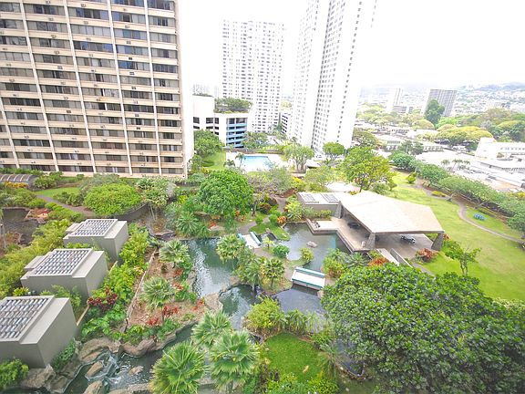 Large property with great amenities, pool, strolling paths, BBQ areas, party room and more.