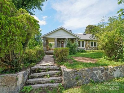 1207 Kanuga Rd, Hendersonville, NC, 28739