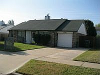 1st image of 2308 Hemlock Dr