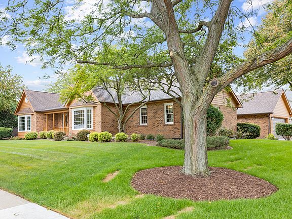 2nd image of 22119 Princeton Cir