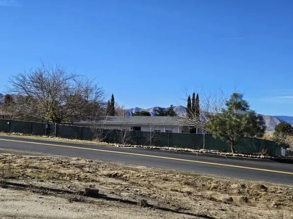 10924 Petersen Ave, Weldon, CA 93283