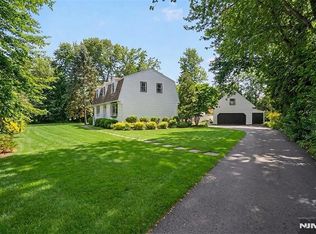 183 Wyckoff Ave, Wyckoff, NJ 07481