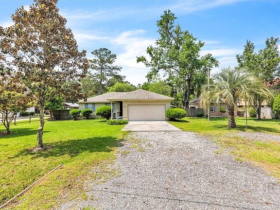 3rd image of 597 Tideland Drive