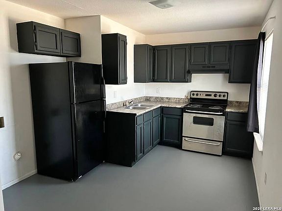 5th image of 2811 Siwel St