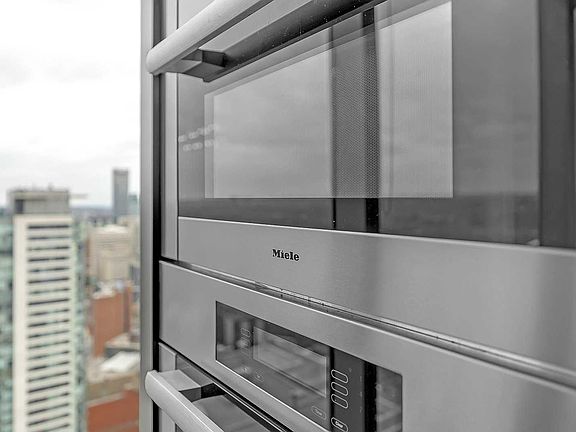 2nd image of 50 Yorkville Ave #3402