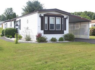 16 Victorian Dr, West Springfield, MA 01089