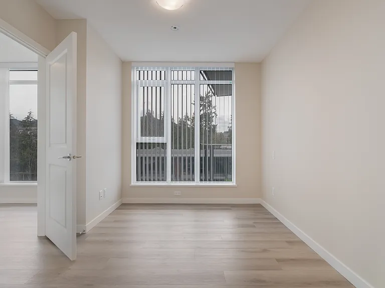 1182 Westwood St — Photo 7