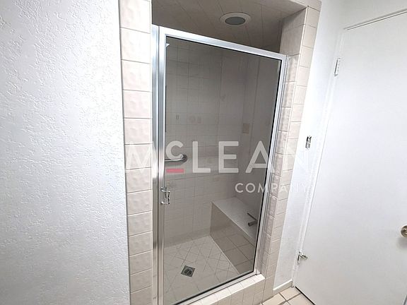 4th image of 2737 E Plaimor Ave